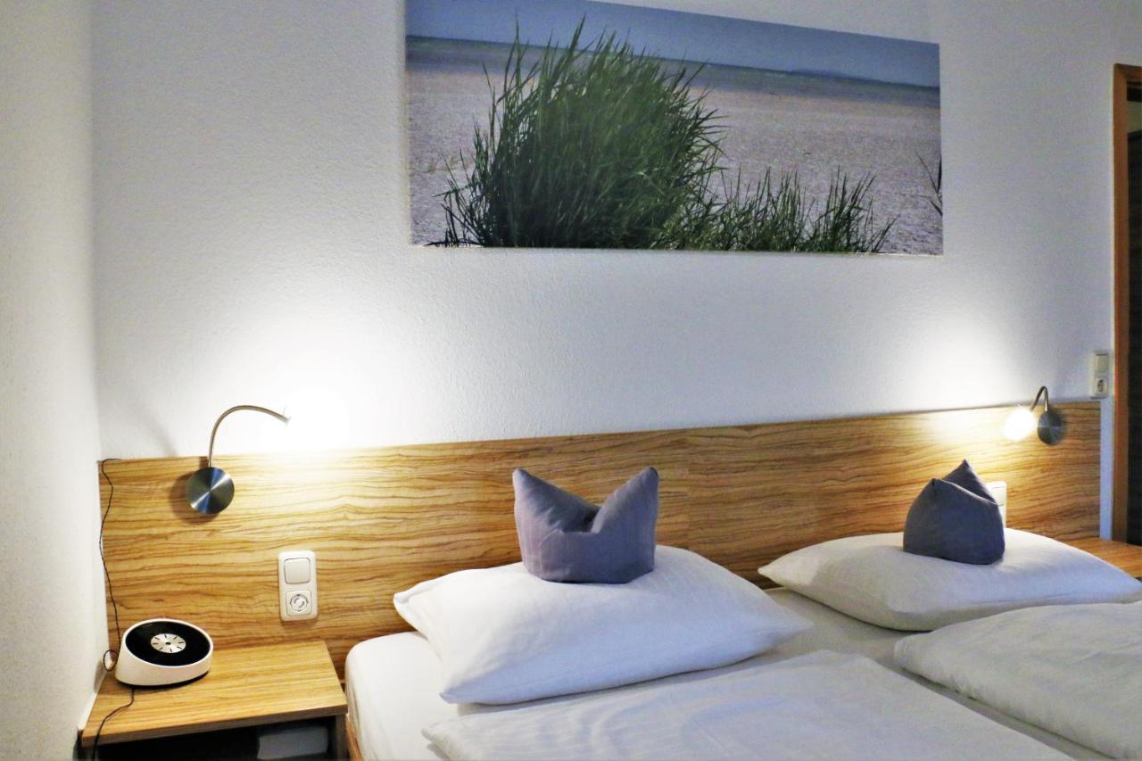 Gruenblau Relax Pension & Apartments รอสต็อค ภายนอก รูปภาพ