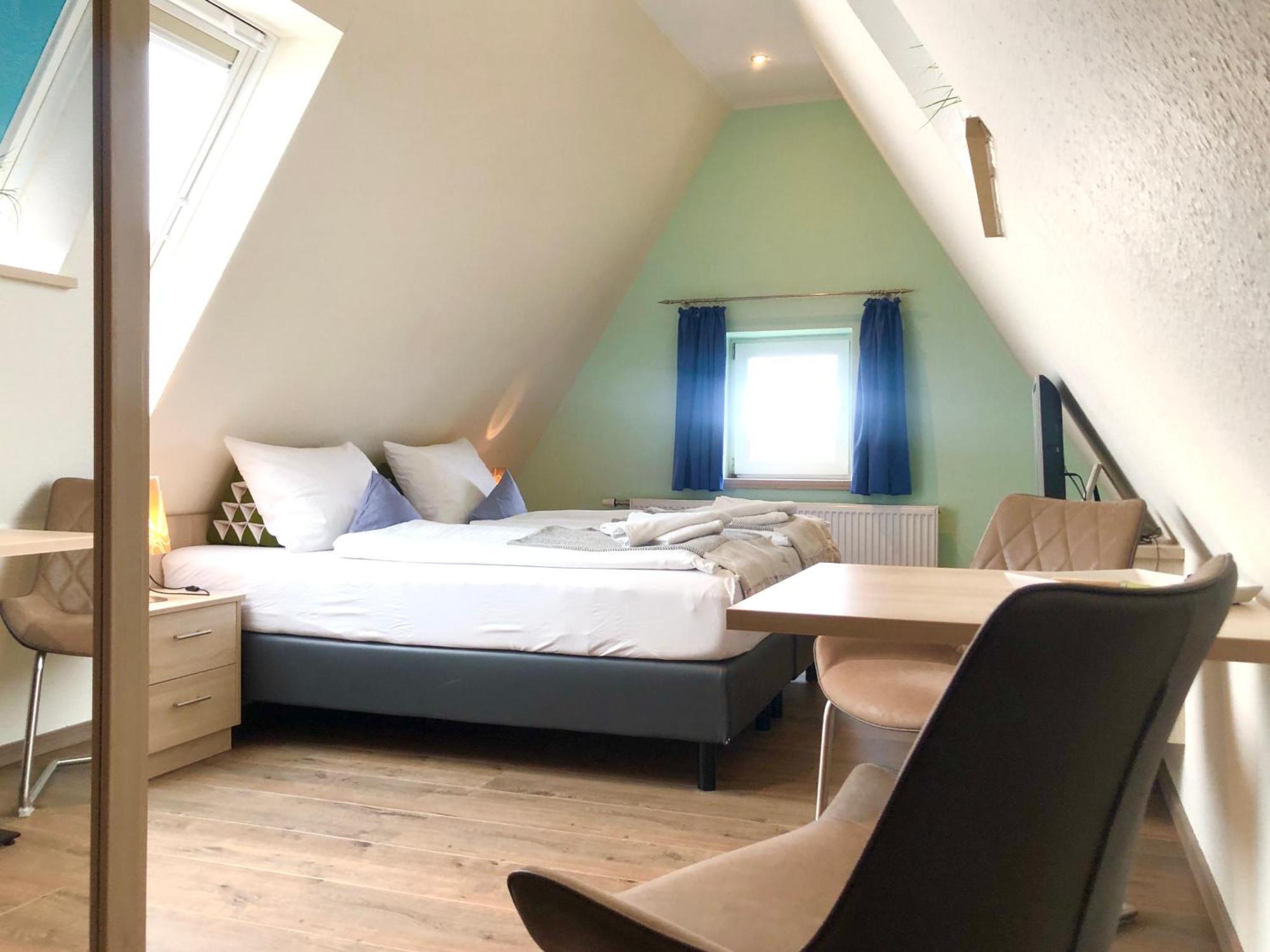 Gruenblau Relax Pension & Apartments รอสต็อค ภายนอก รูปภาพ
