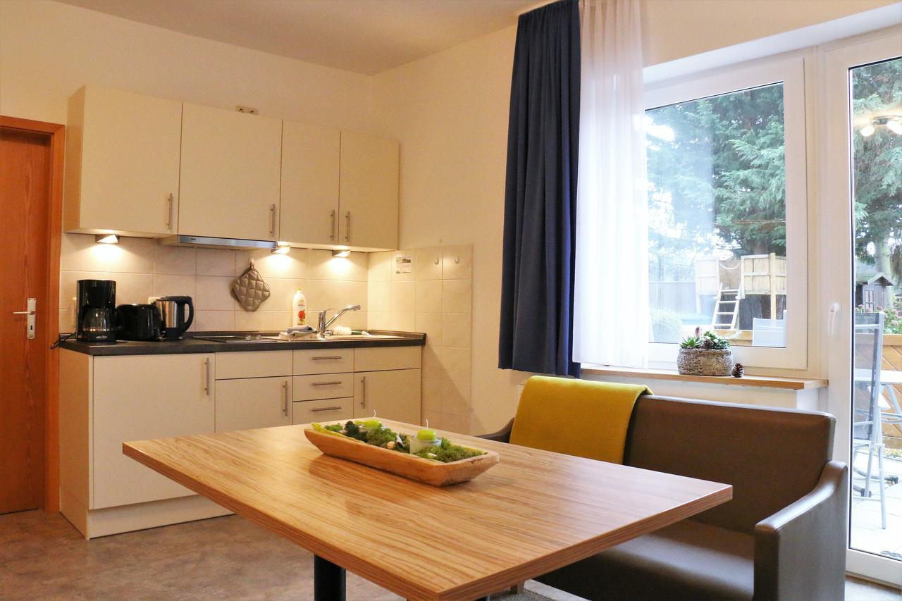 Gruenblau Relax Pension & Apartments รอสต็อค ภายนอก รูปภาพ